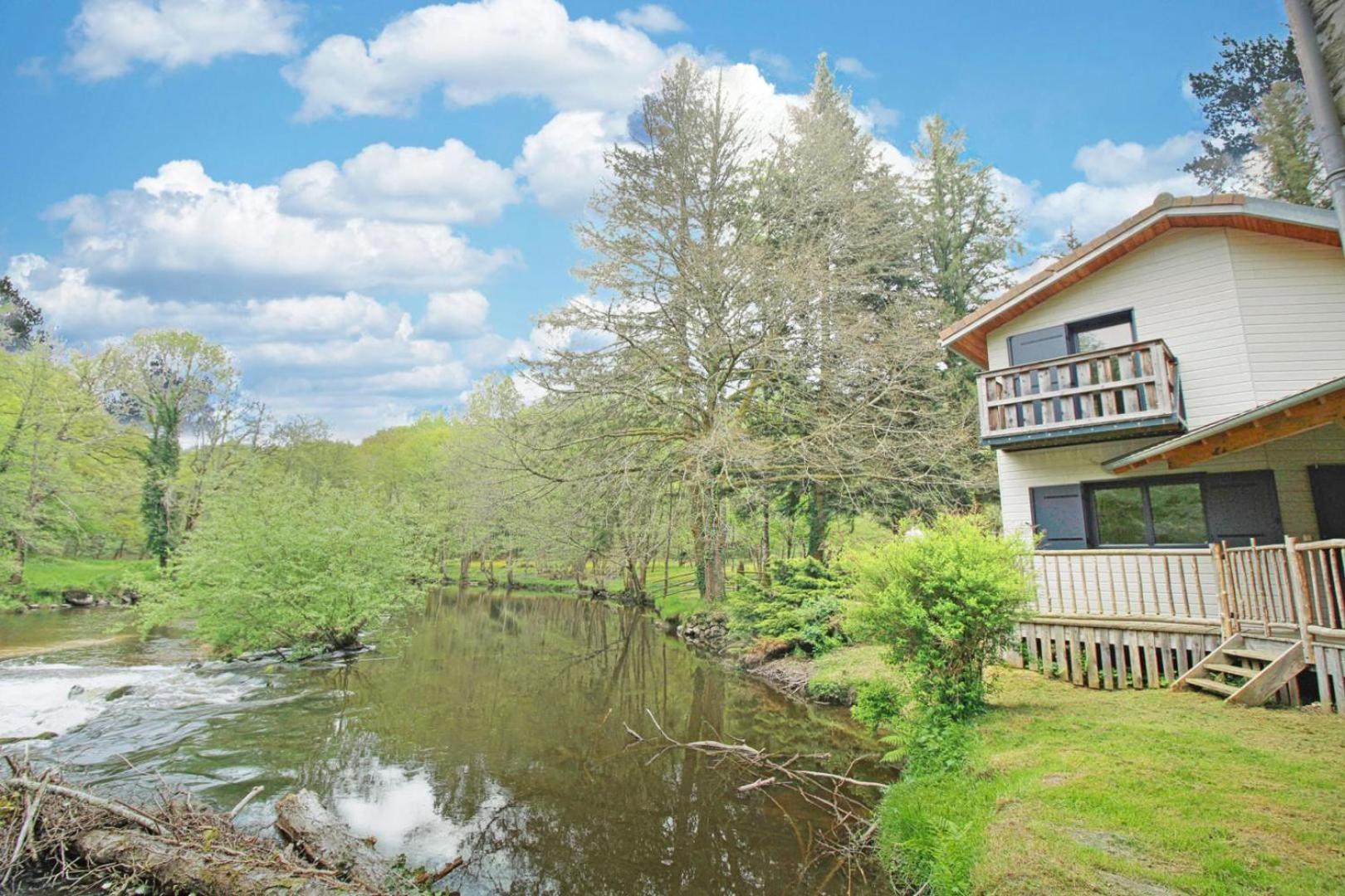 Trois Anes Et Un Moulin Villa Bessines-sur-Gartempe Екстериор снимка